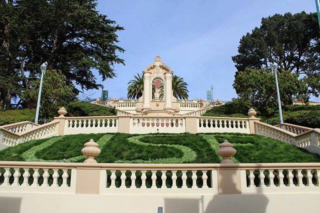University of San Francisco, Lone Mountain Residence Hall